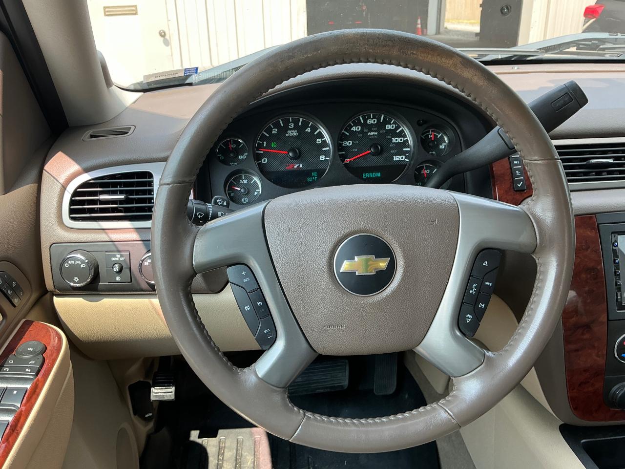 Chevrolet Silverado 1500 LTZ Crew Cab 4WD 2013
