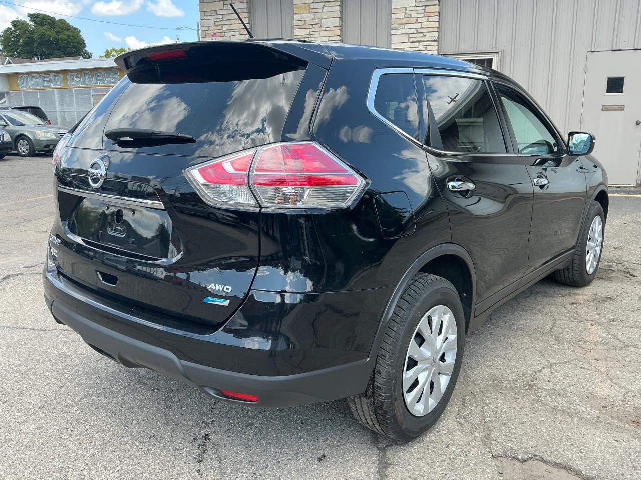 Nissan Rogue S AWD 2014
