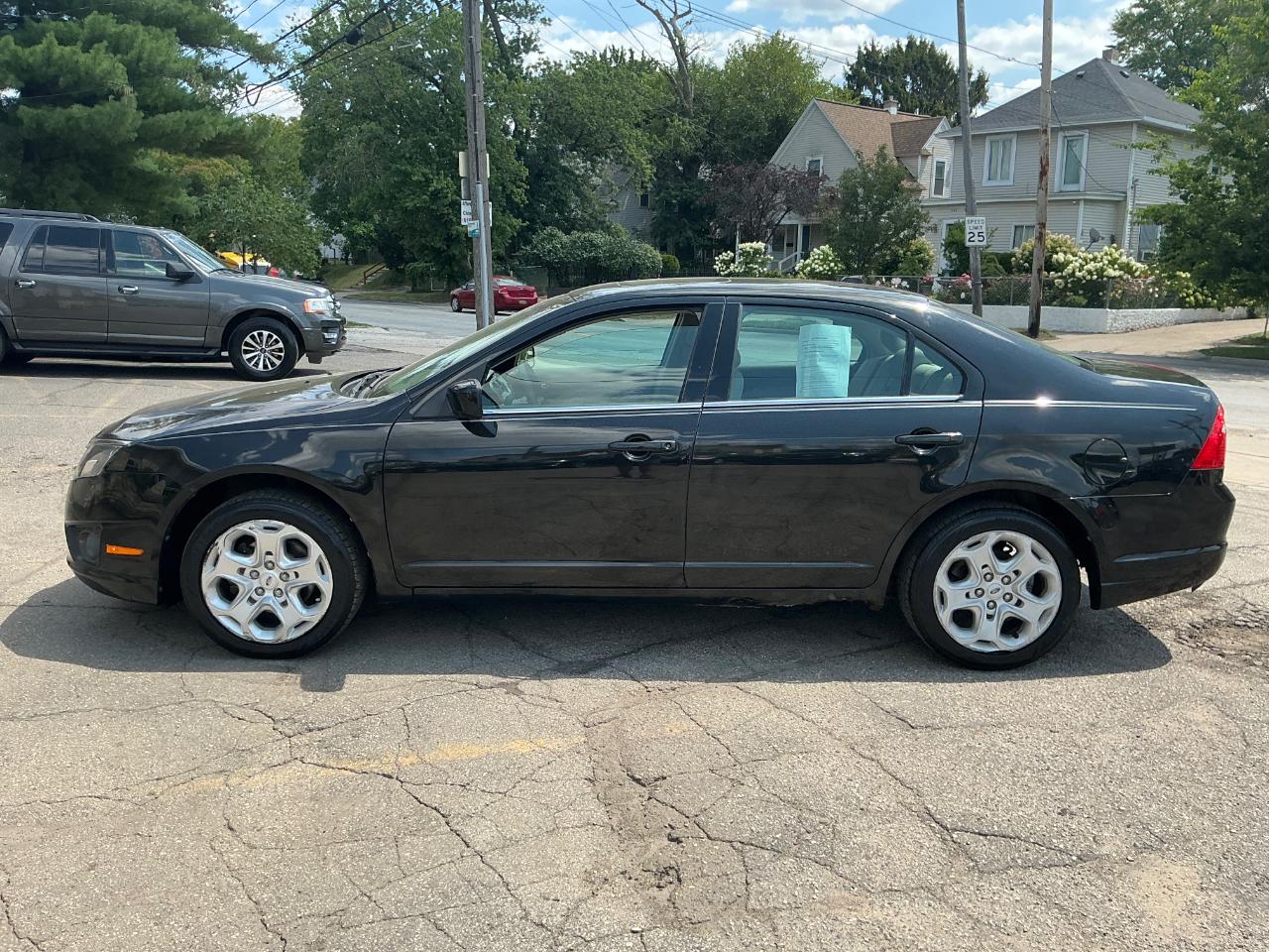 Ford Fusion I4 SE 2011