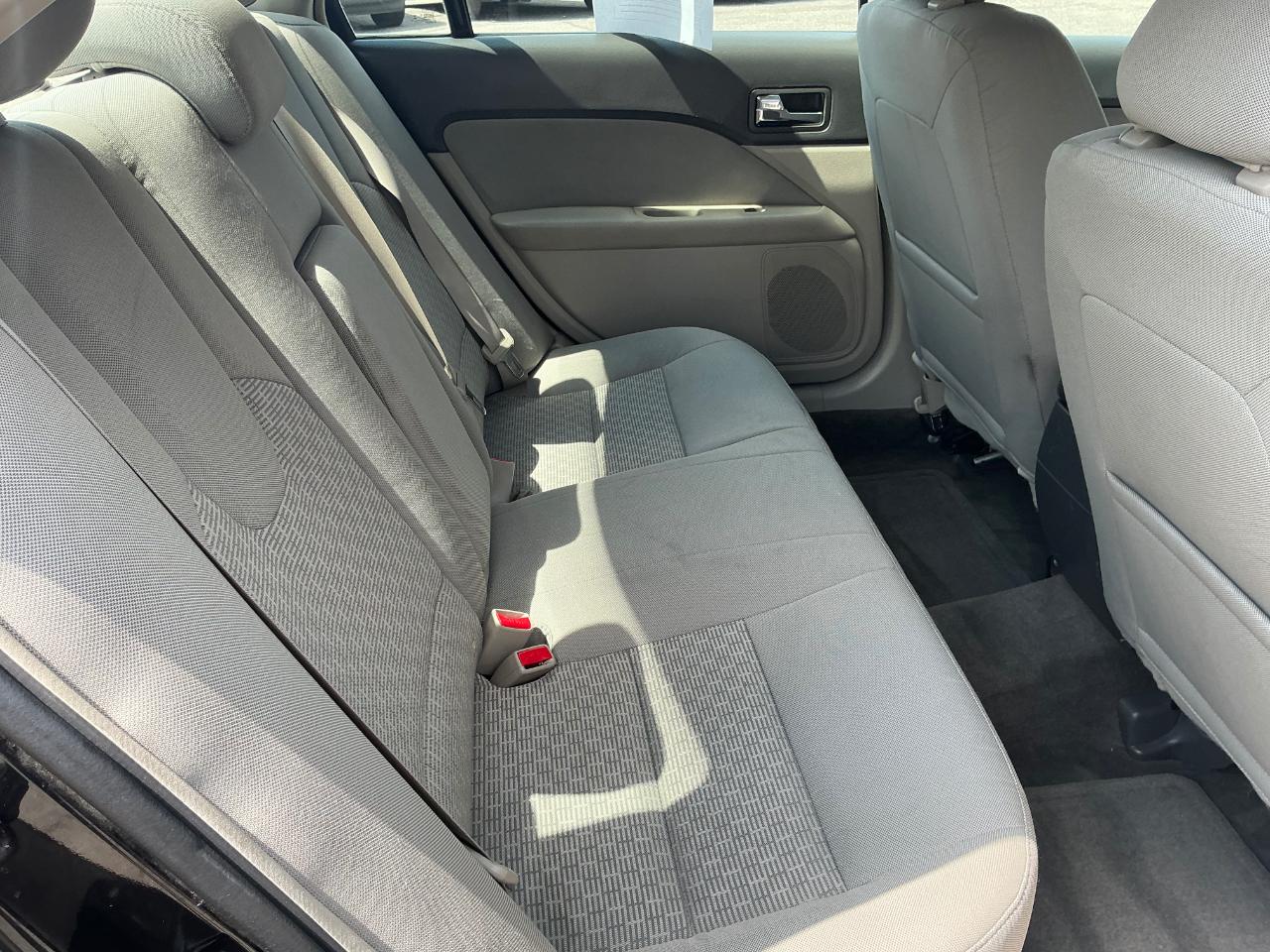 Ford Fusion I4 SE 2011
