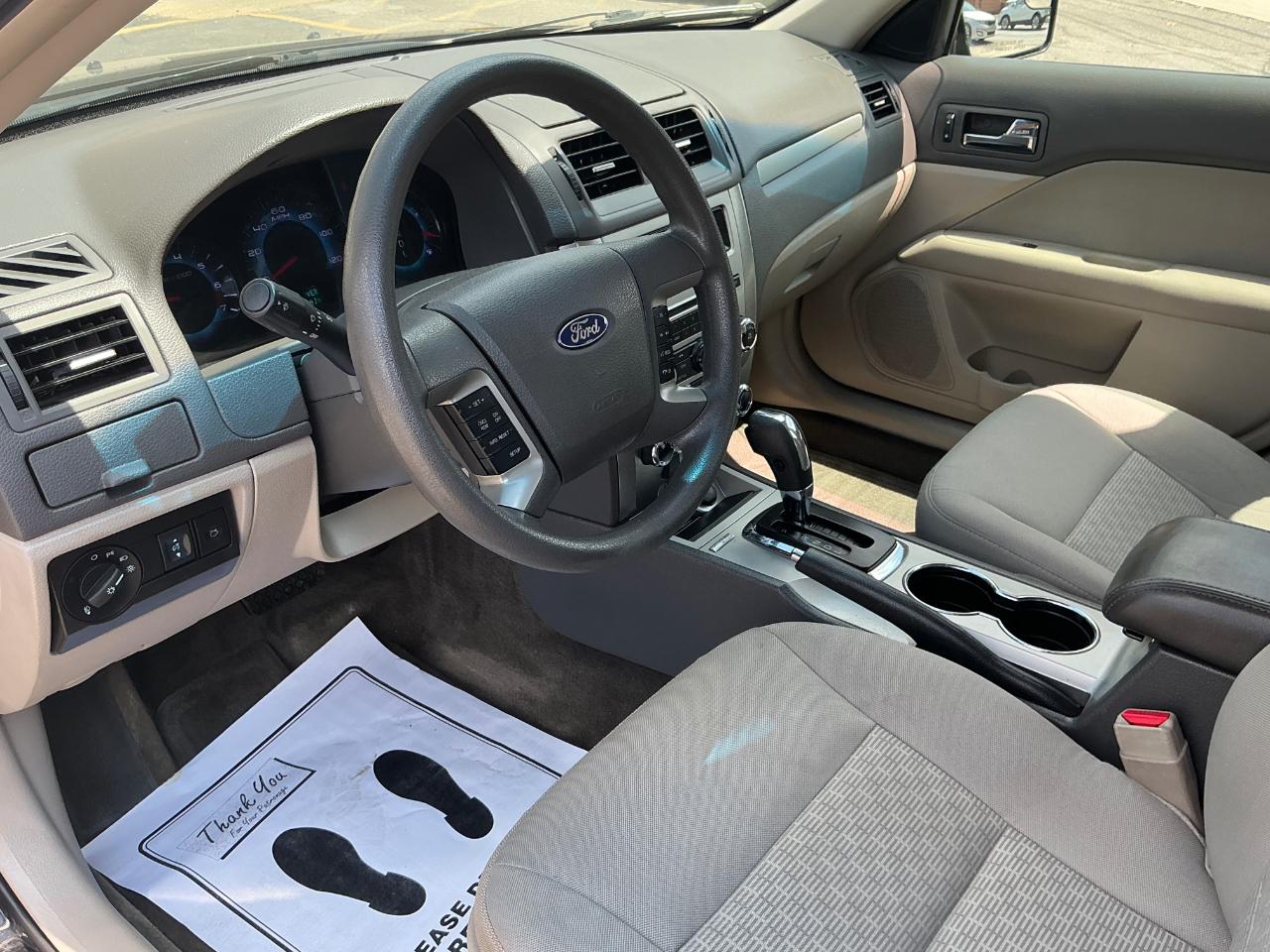 Ford Fusion I4 SE 2011