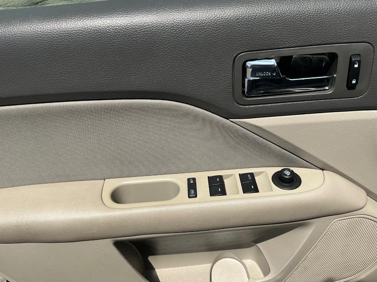 Ford Fusion I4 SE 2011