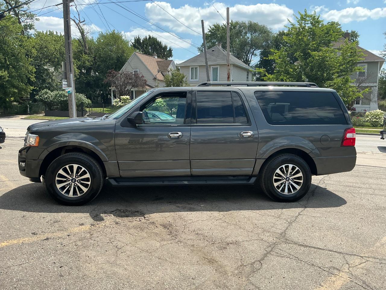 Ford Expedition EL XLT 4WD 2017