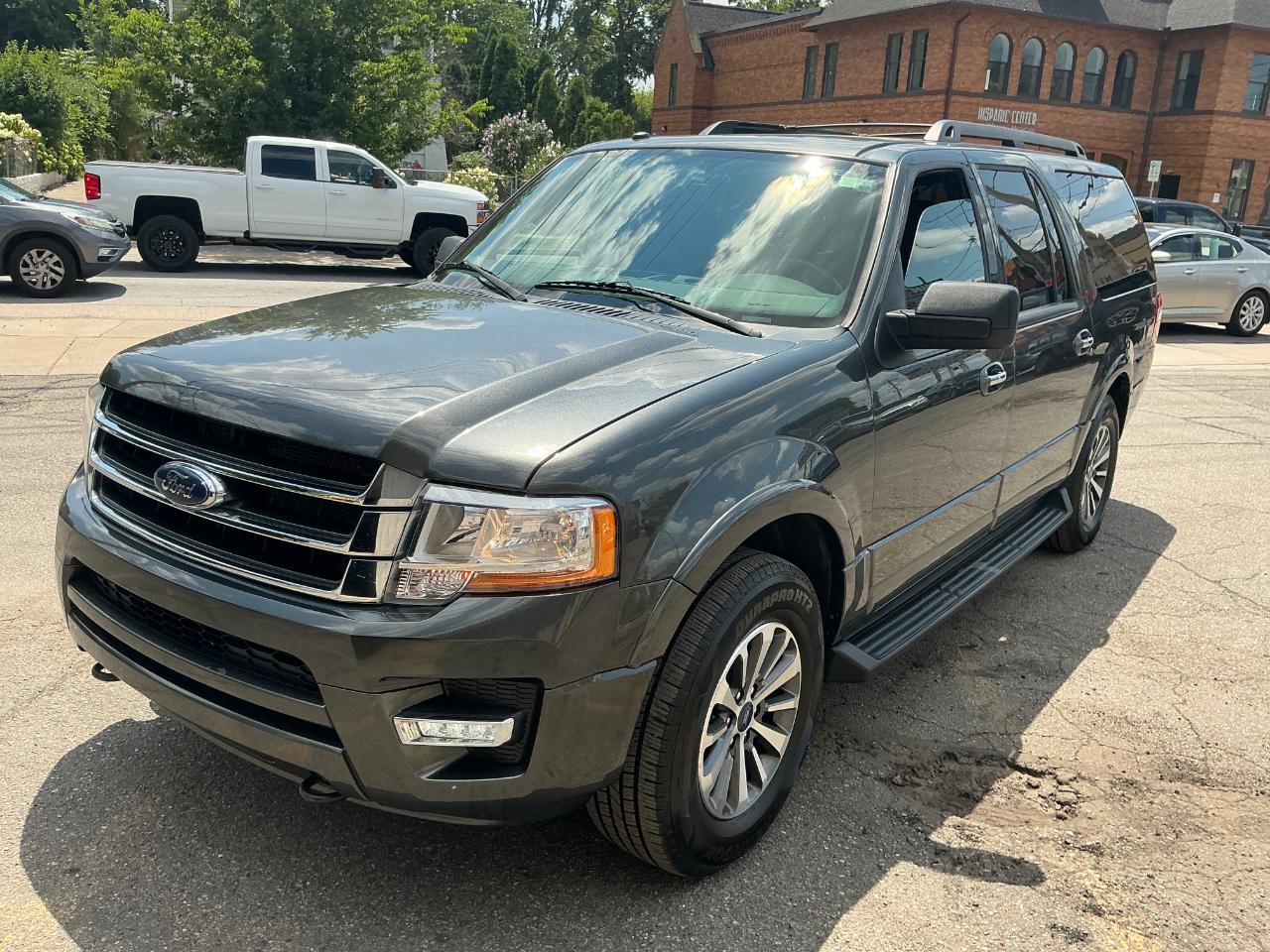 Ford Expedition EL XLT 4WD 2017