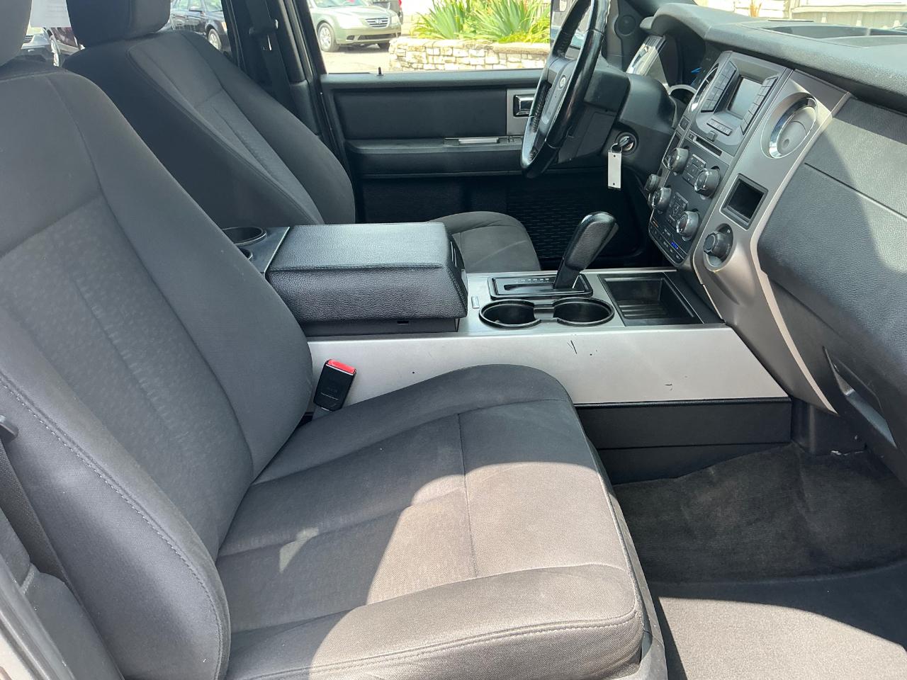 Ford Expedition EL XLT 4WD 2017