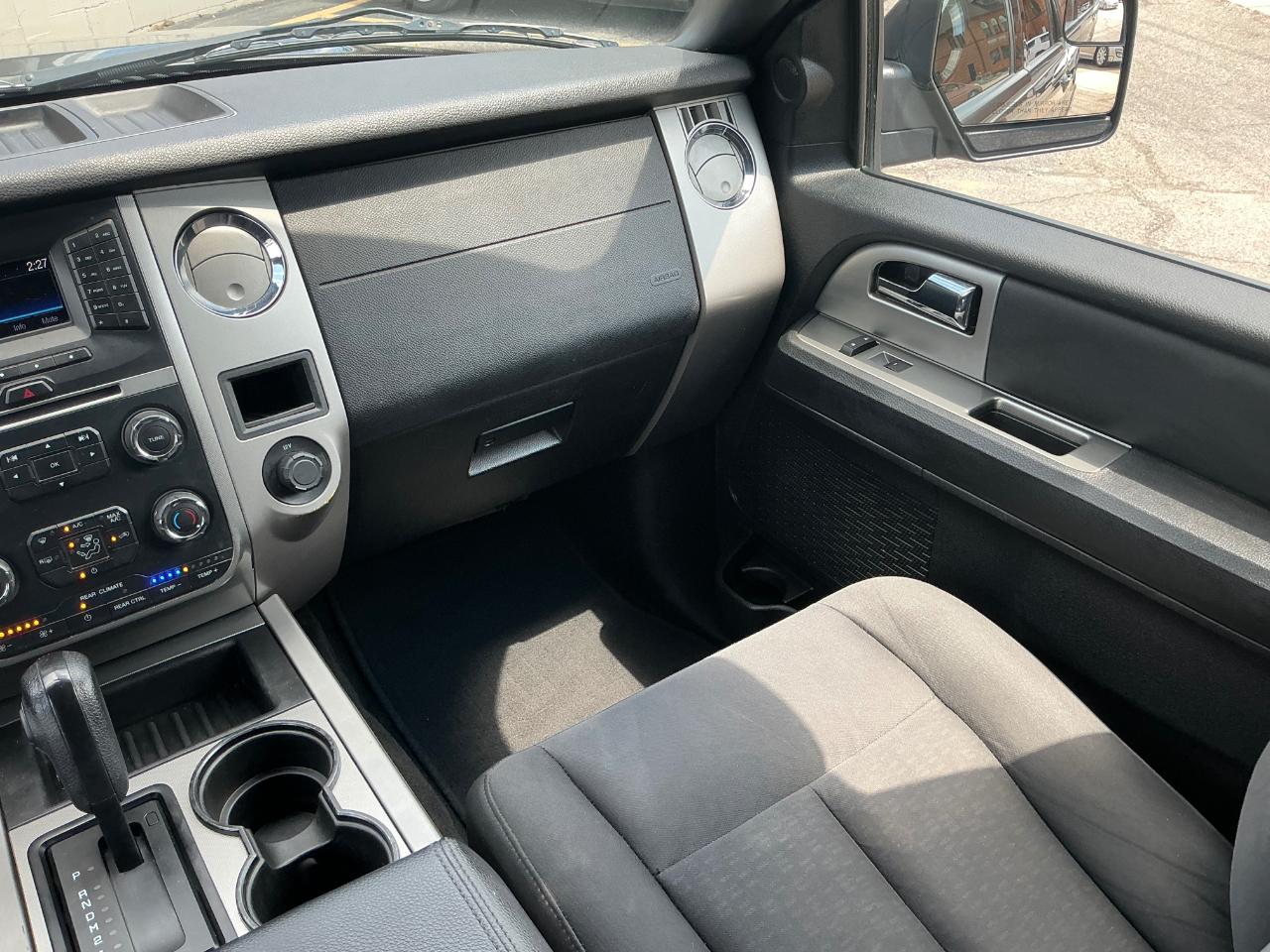 Ford Expedition EL XLT 4WD 2017