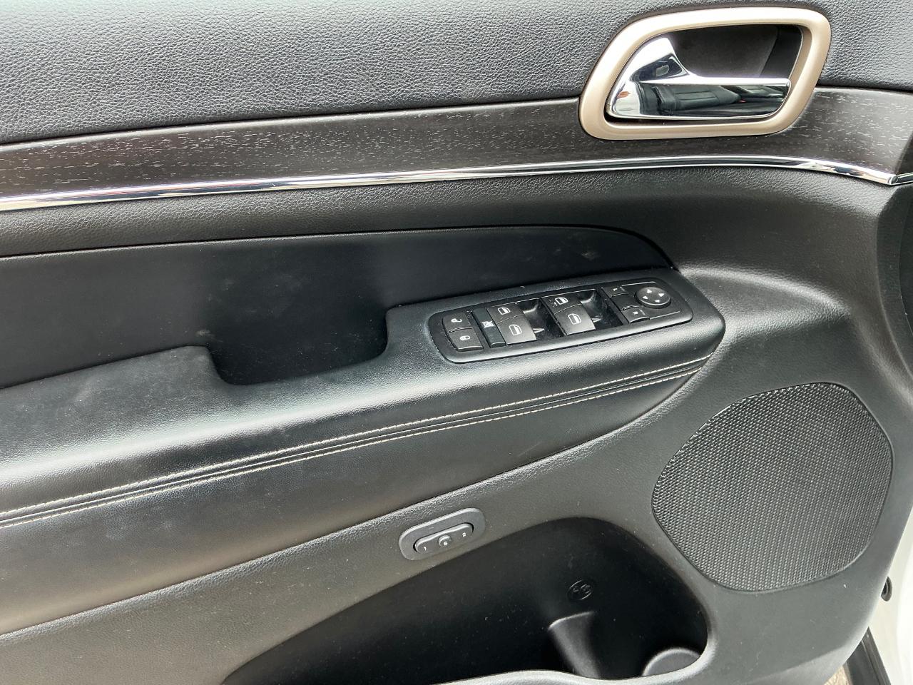 Jeep Grand Cherokee Limited 4WD 2015