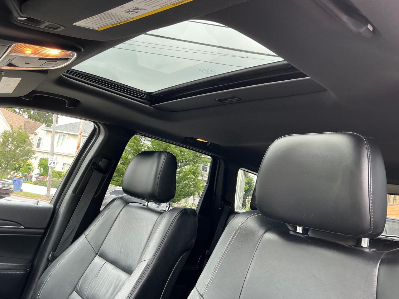 Jeep Grand Cherokee Limited 4WD 2015
