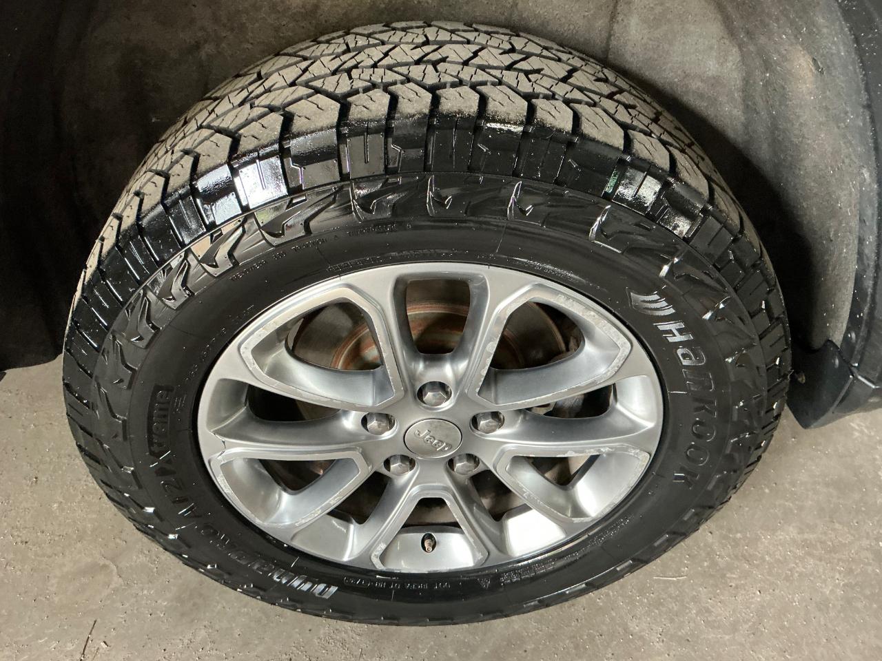 Jeep Grand Cherokee Limited 4WD 2015