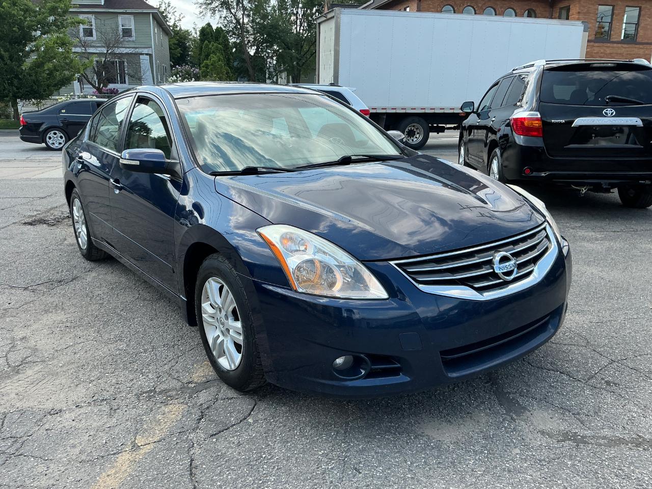 Nissan Altima 2.5 S 2011