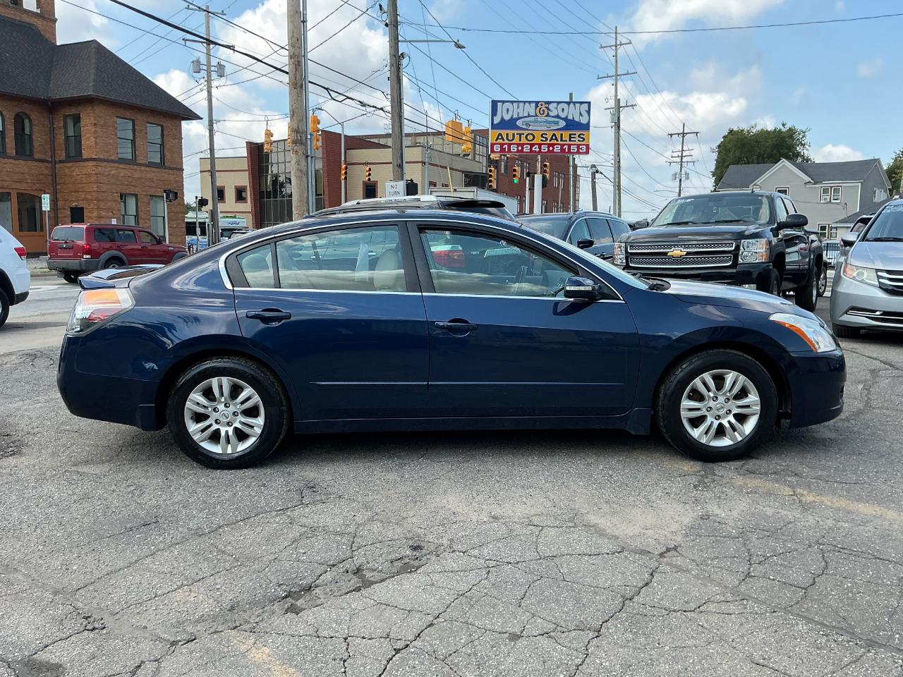 Nissan Altima 2.5 S 2011