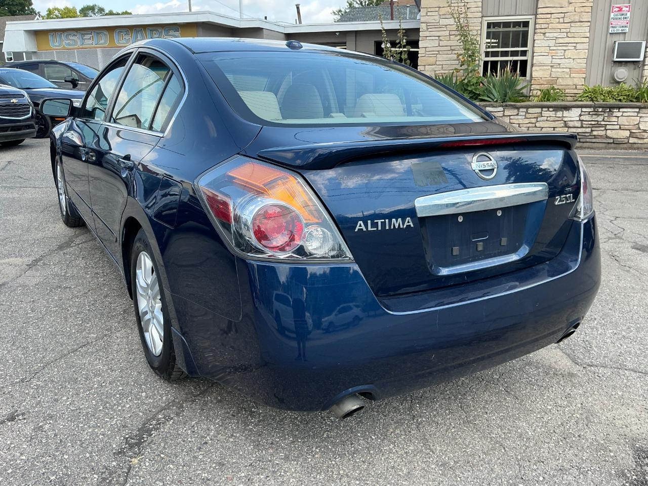 Nissan Altima 2.5 S 2011
