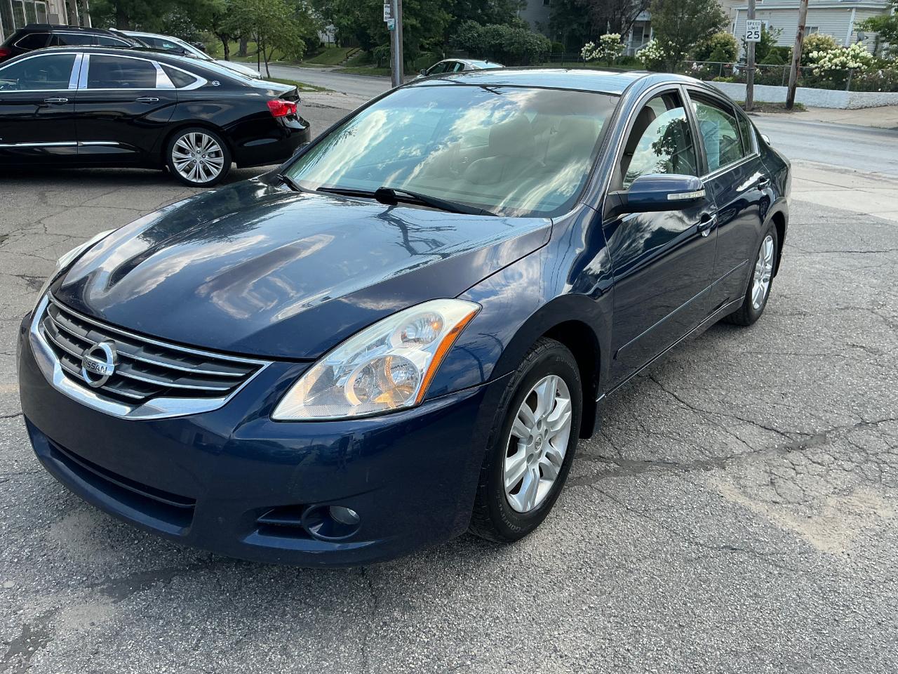 Nissan Altima 2.5 S 2011