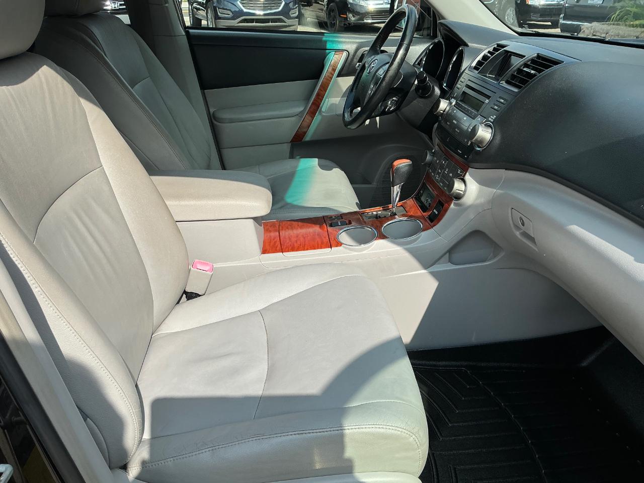 Toyota Highlander Limited 4WD 2008