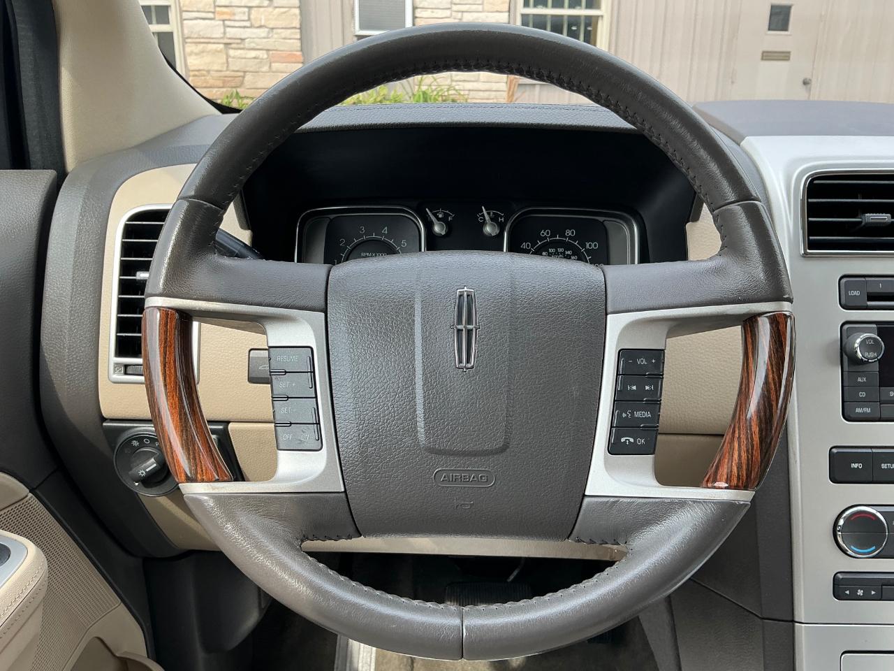 Lincoln MKX AWD 2010