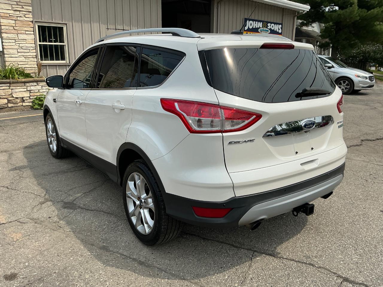 Ford Escape Titanium FWD 2014