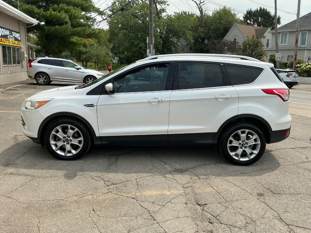 Ford Escape Titanium FWD 2014