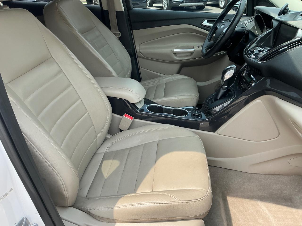 Ford Escape Titanium FWD 2014