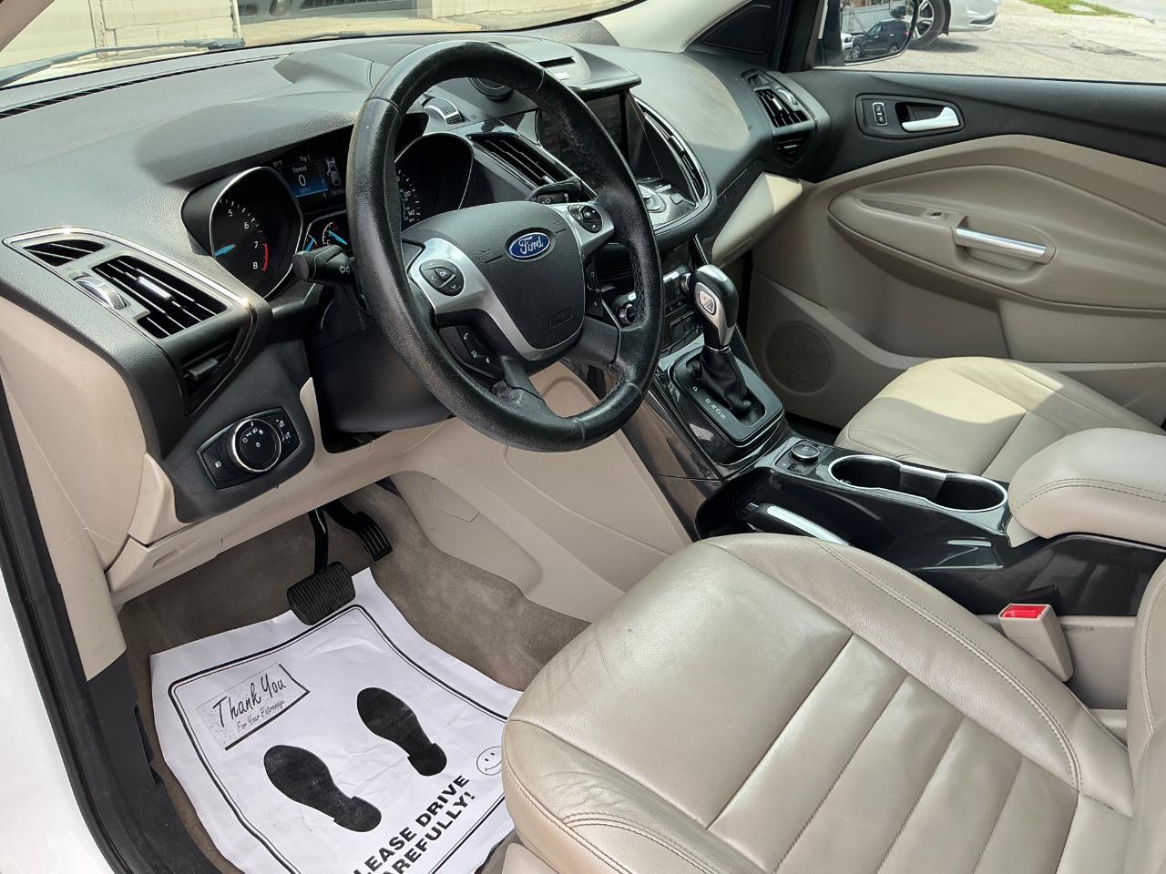 Ford Escape Titanium FWD 2014