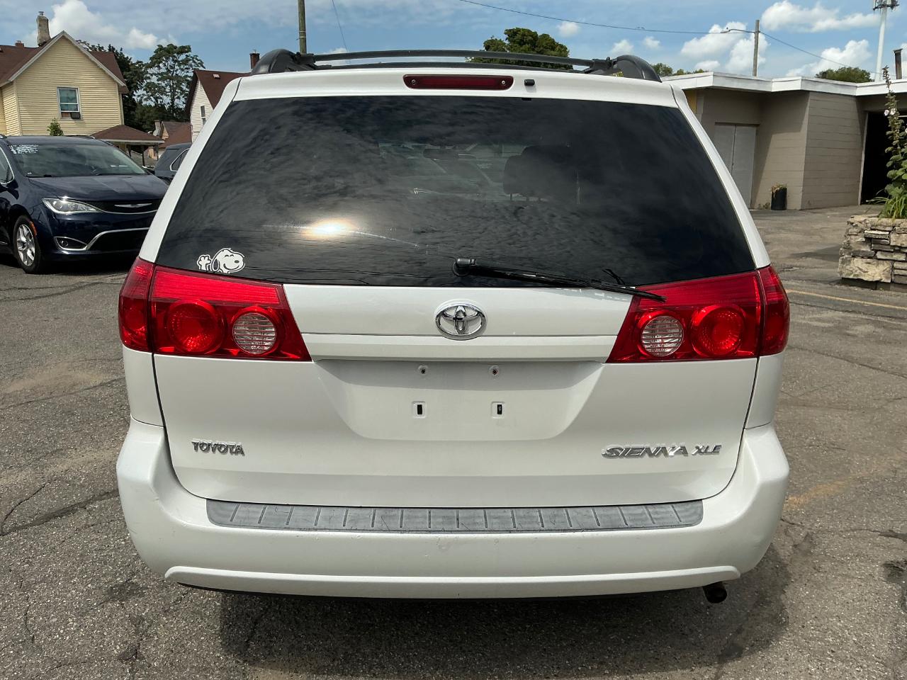 Toyota Sienna XLE 2006