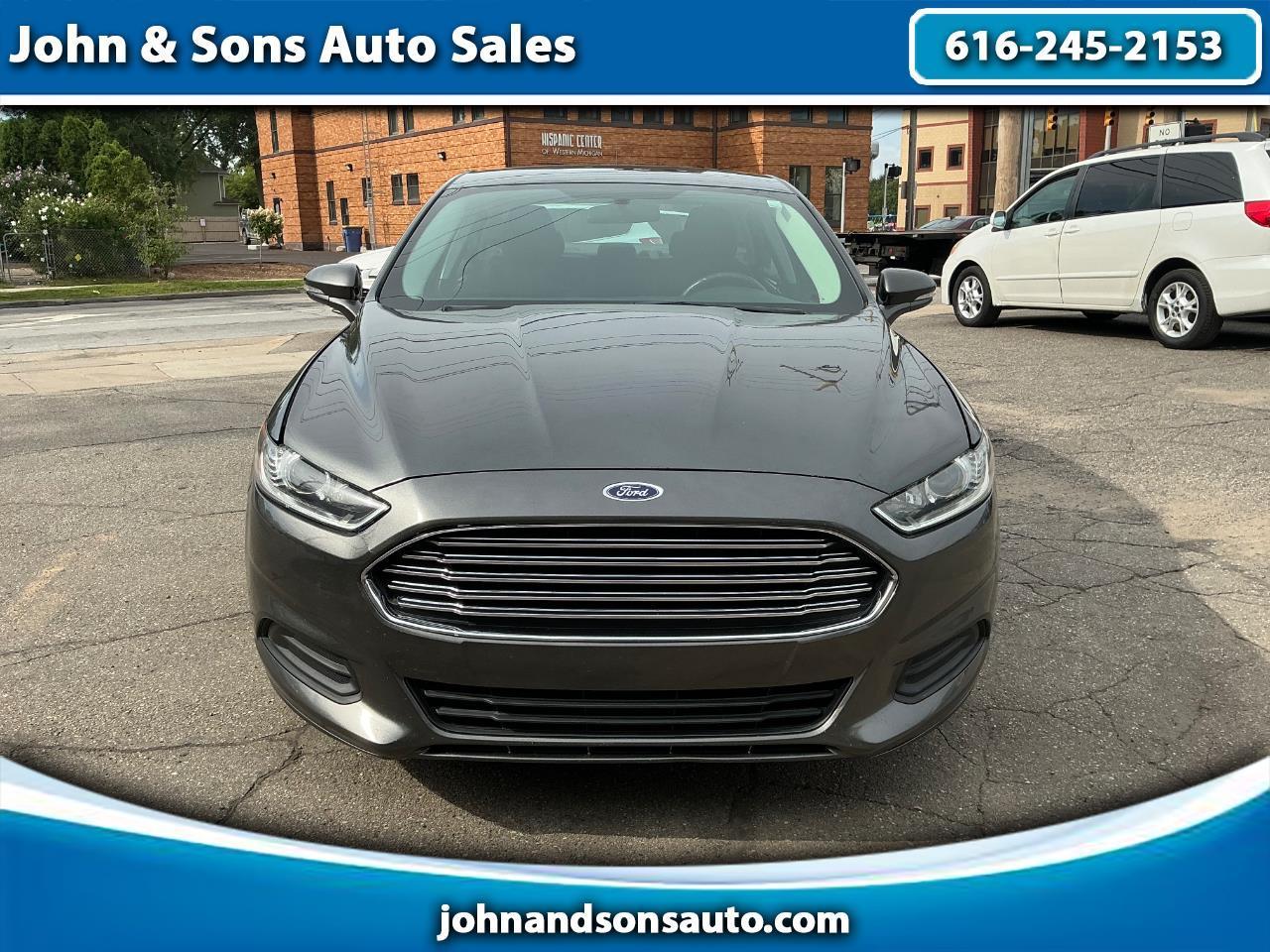 2016 Ford Fusion SE