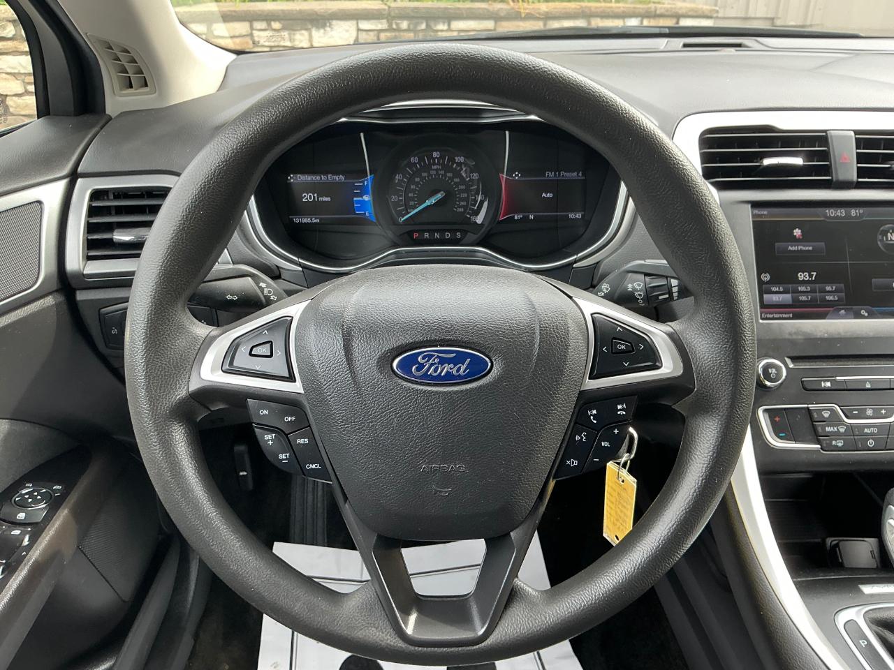 Ford Fusion SE 2016