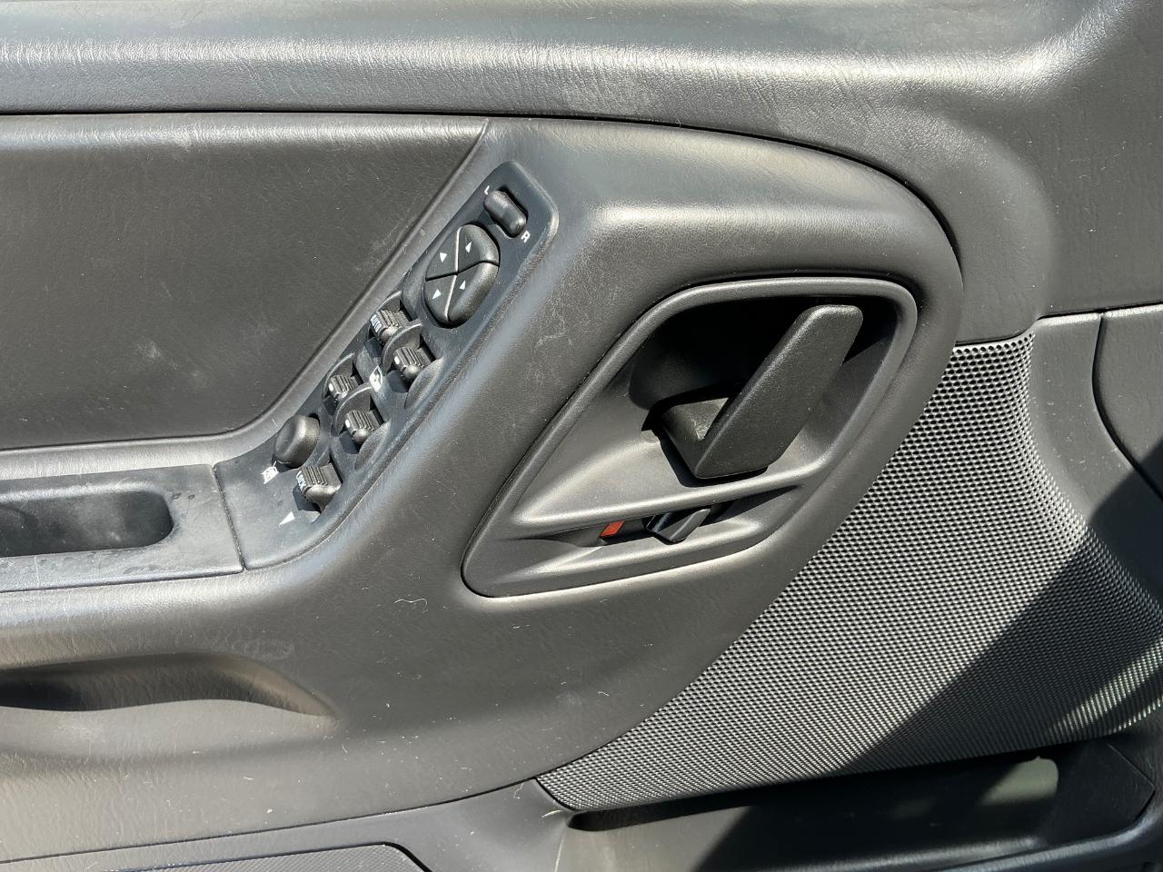 Jeep Grand Cherokee Laredo 4WD 2003
