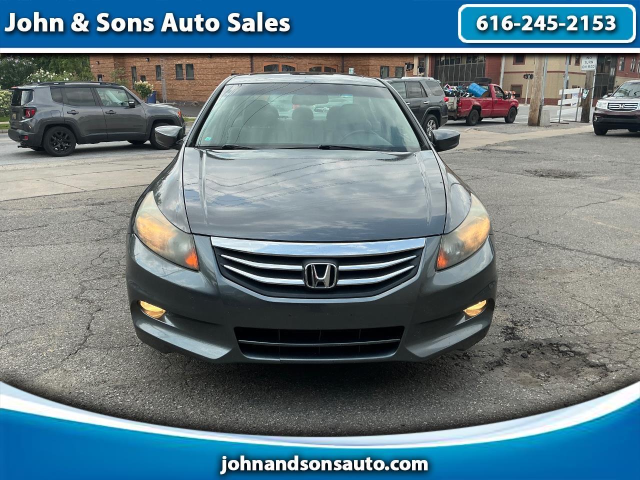 Honda Accord EX-L V-6 Sedan AT 2011