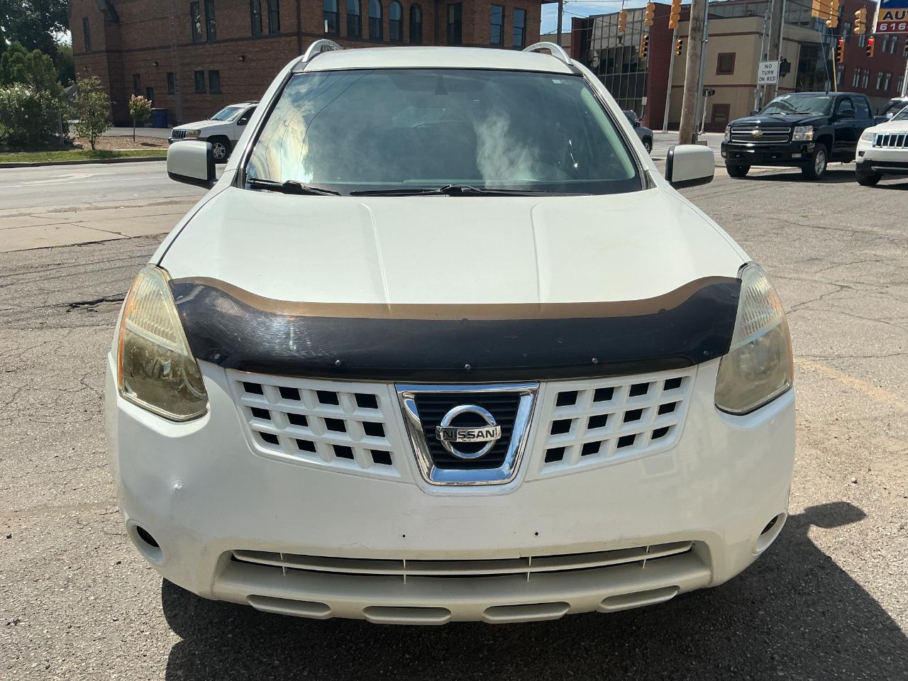 Nissan Rogue S AWD 2010