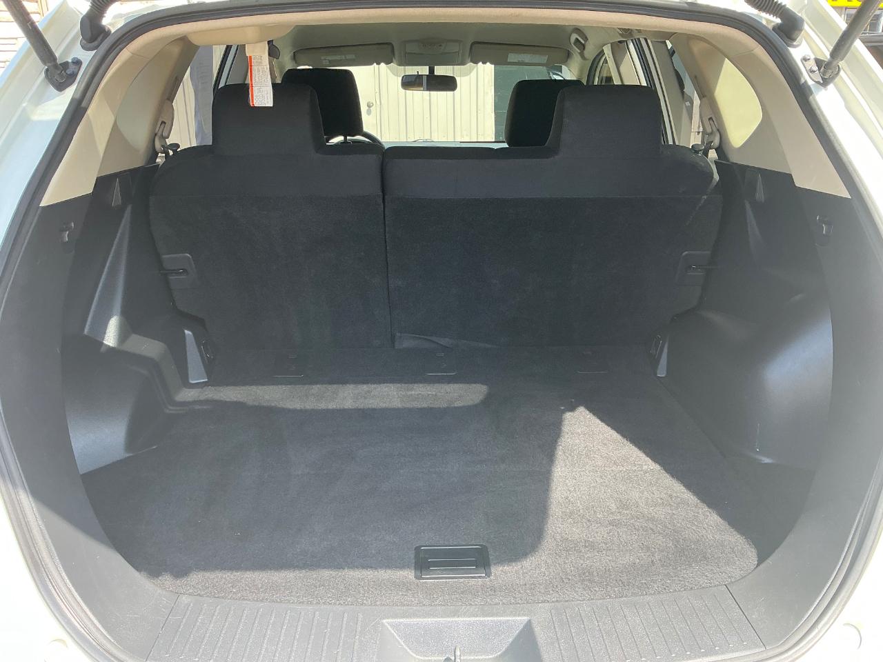 Nissan Rogue S AWD 2010
