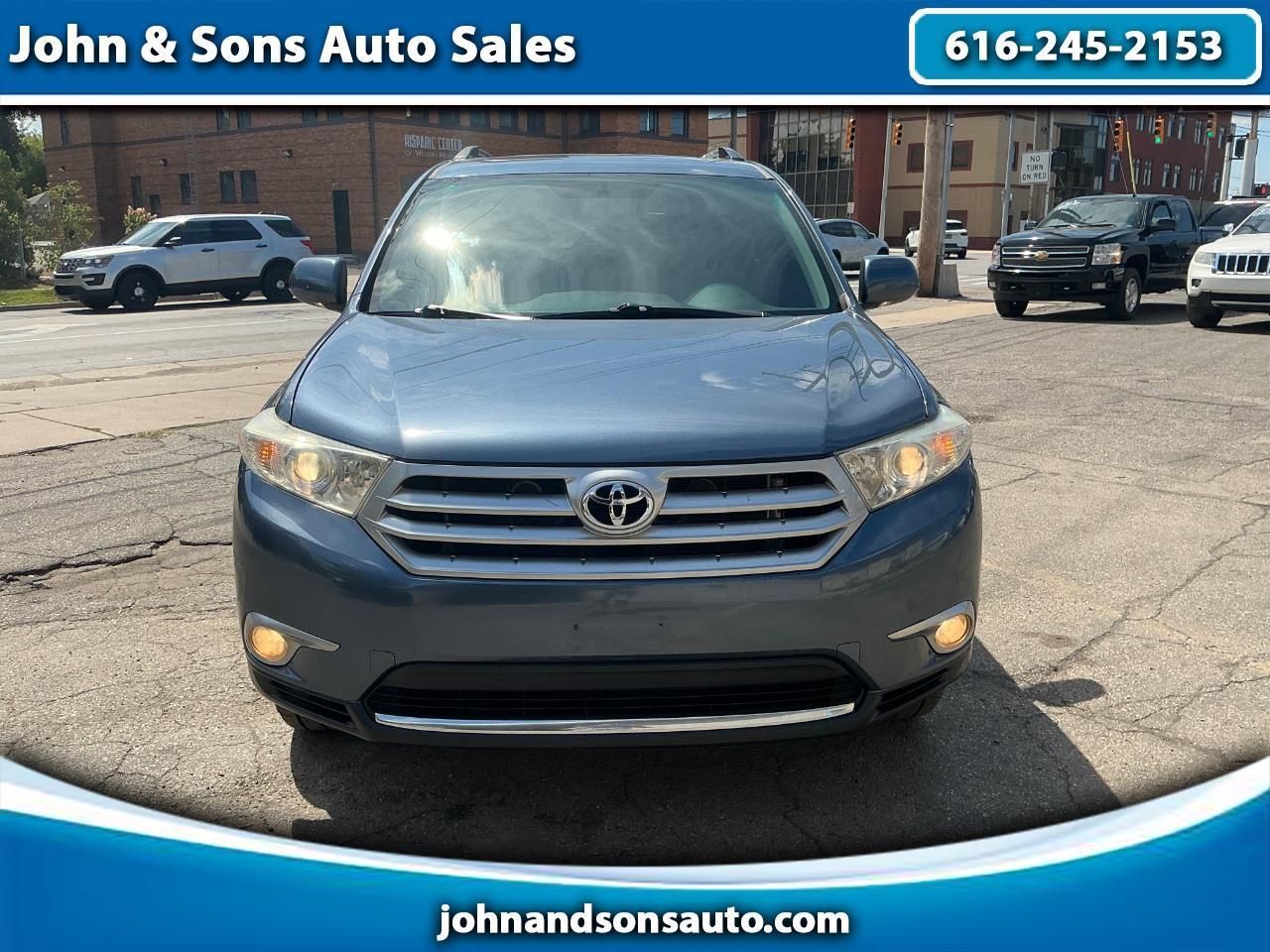 Toyota Highlander Limited 4WD 2011