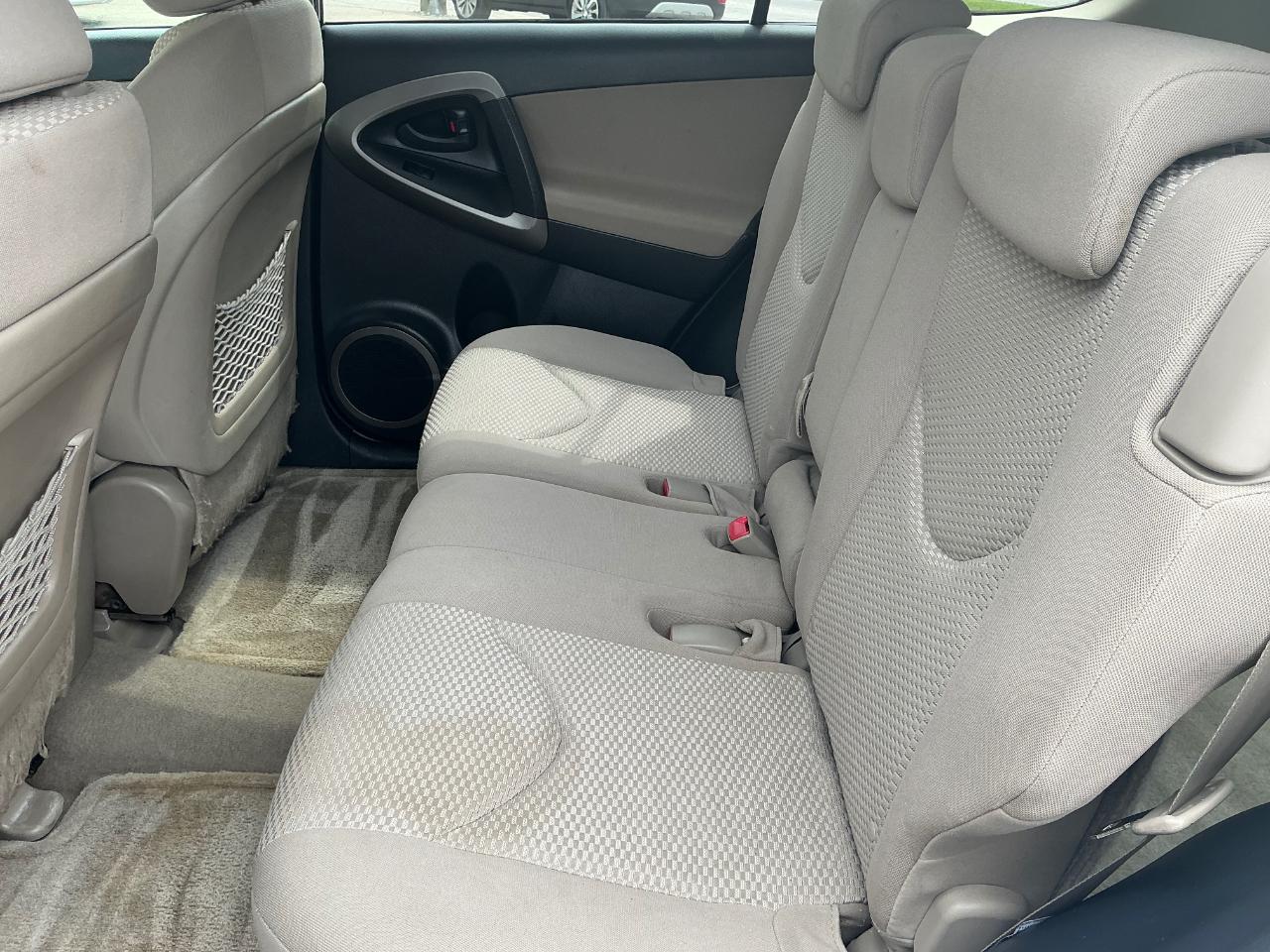 Toyota RAV4 Limited I4 2WD 2007