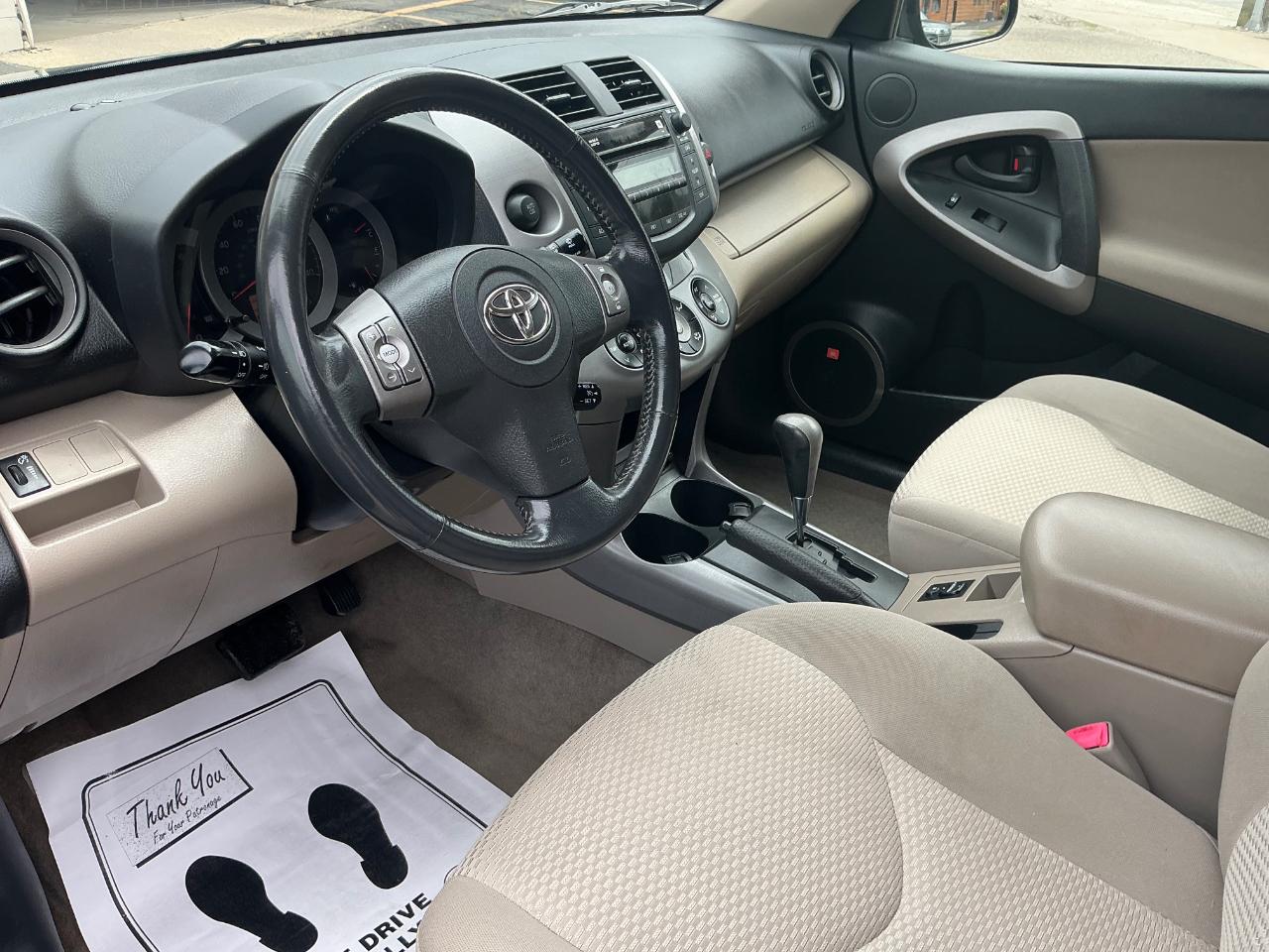Toyota RAV4 Limited I4 2WD 2007