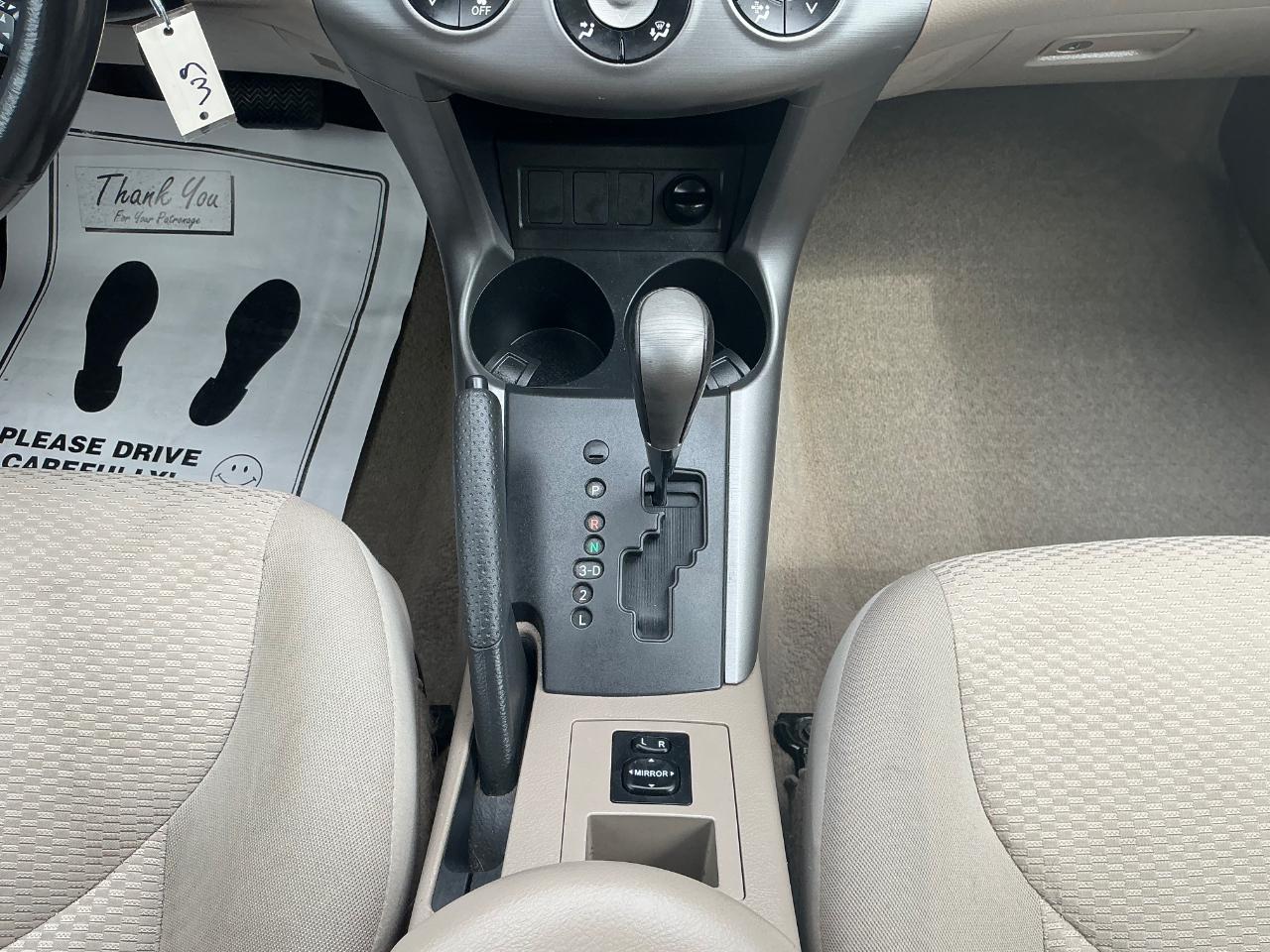 Toyota RAV4 Limited I4 2WD 2007