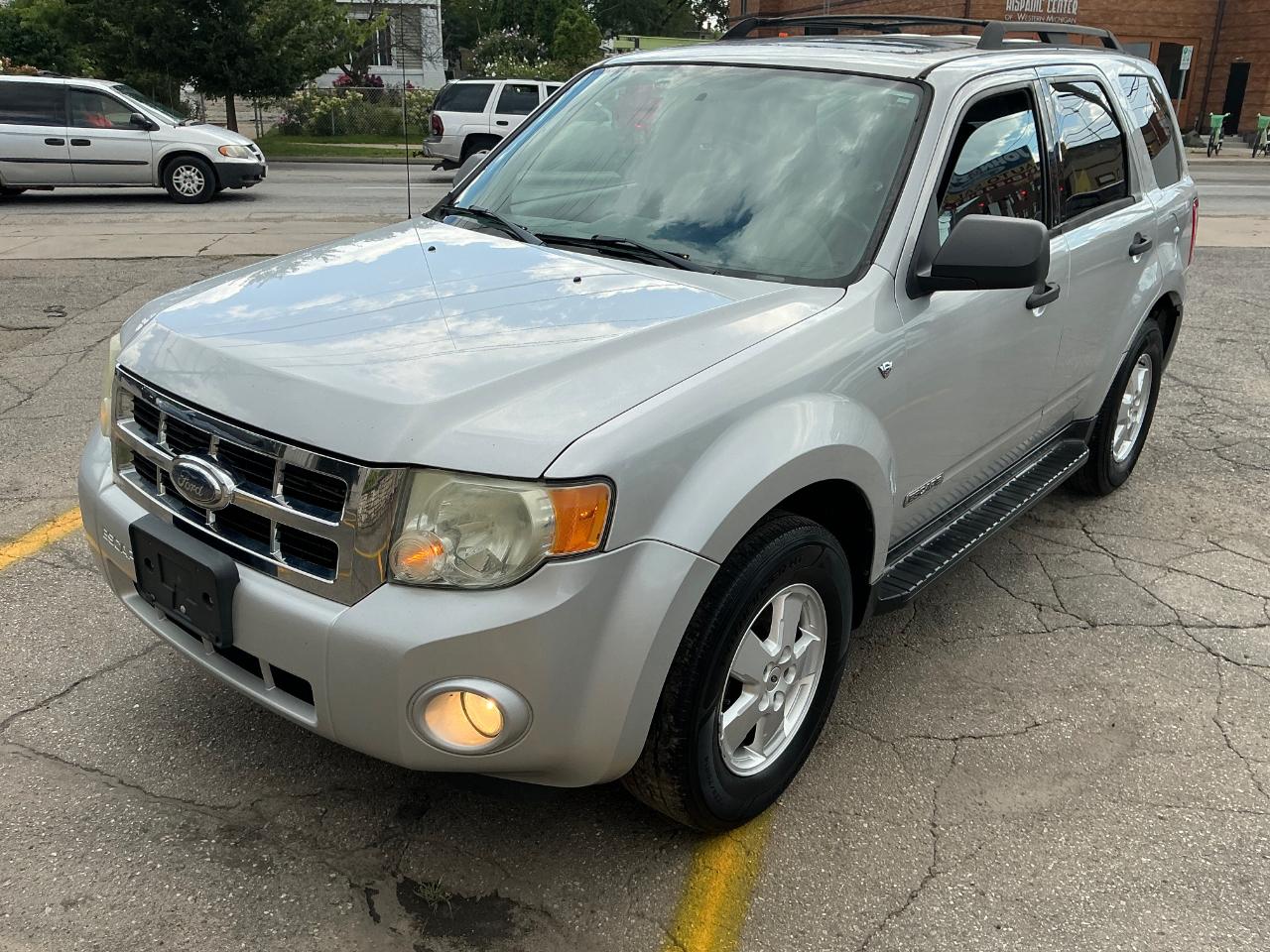Ford Escape XLT 2WD V6 2008