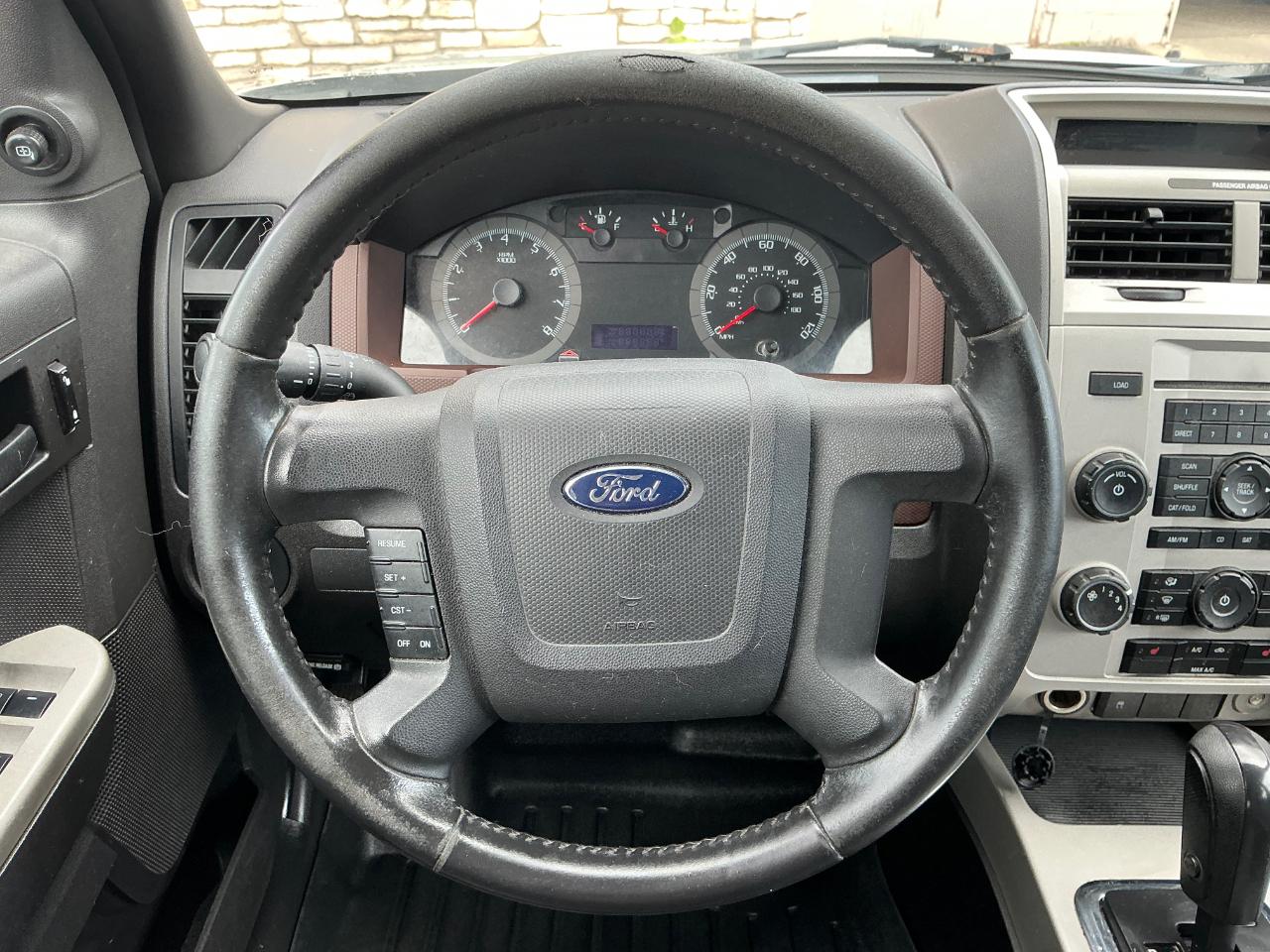 Ford Escape XLT 2WD V6 2008