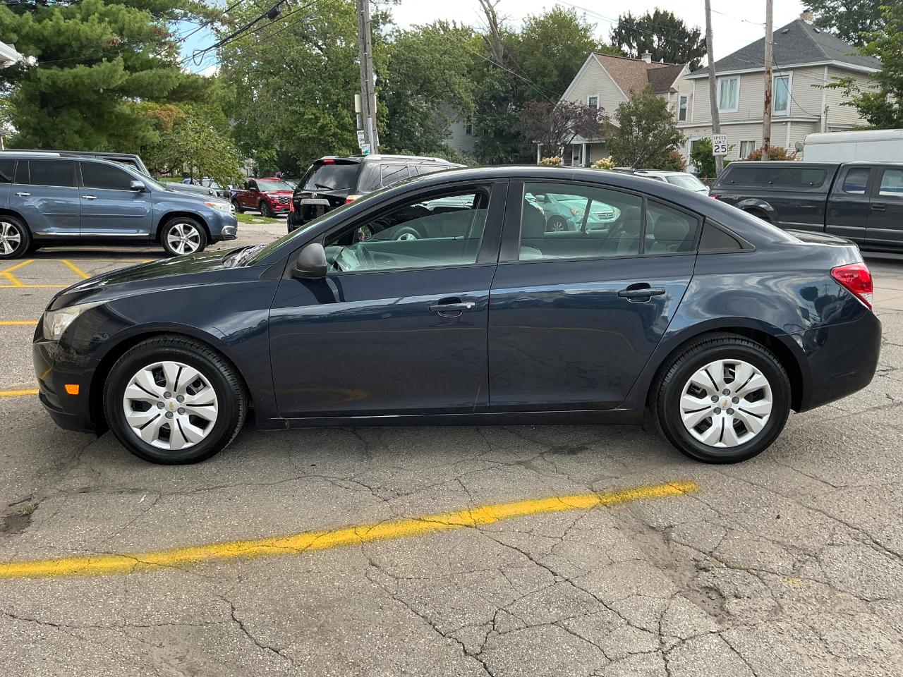 Chevrolet Cruze LS Auto 2014