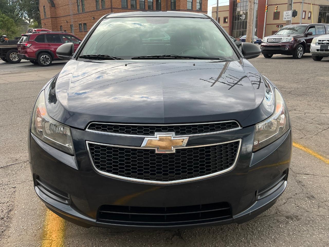 Chevrolet Cruze LS Auto 2014