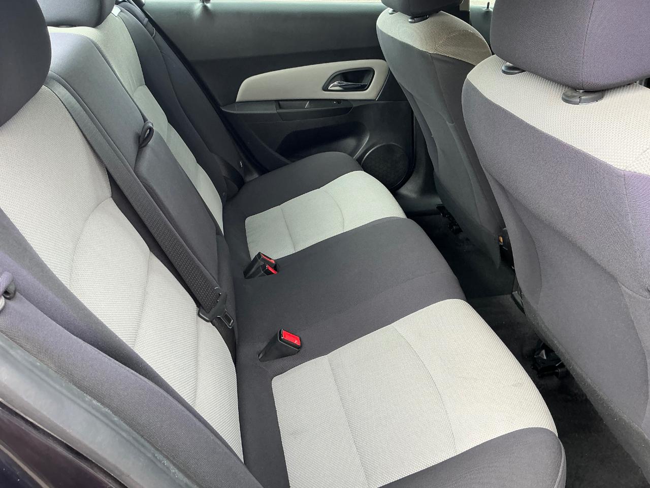 Chevrolet Cruze LS Auto 2014