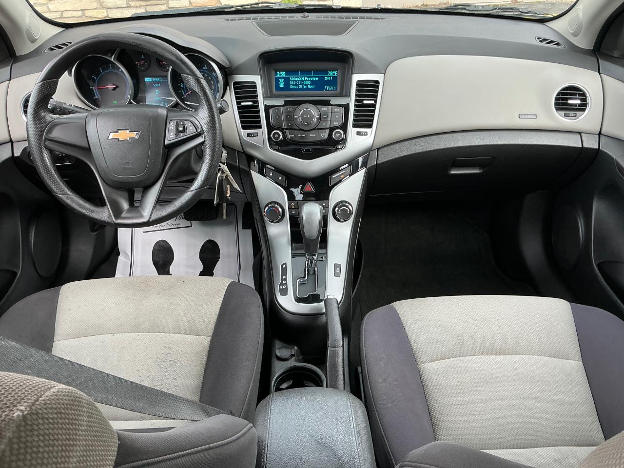 Chevrolet Cruze LS Auto 2014