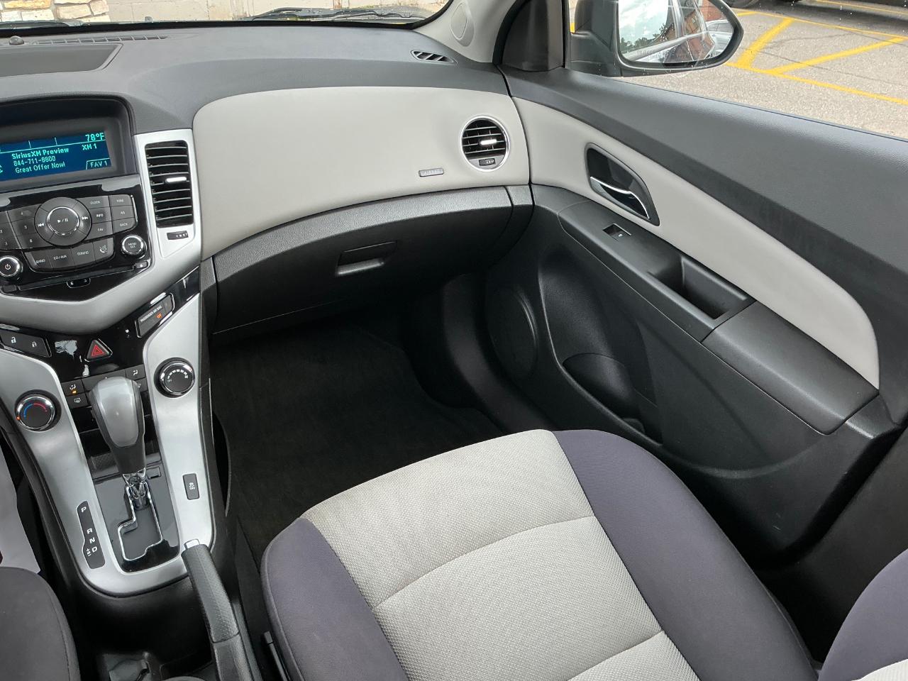 Chevrolet Cruze LS Auto 2014