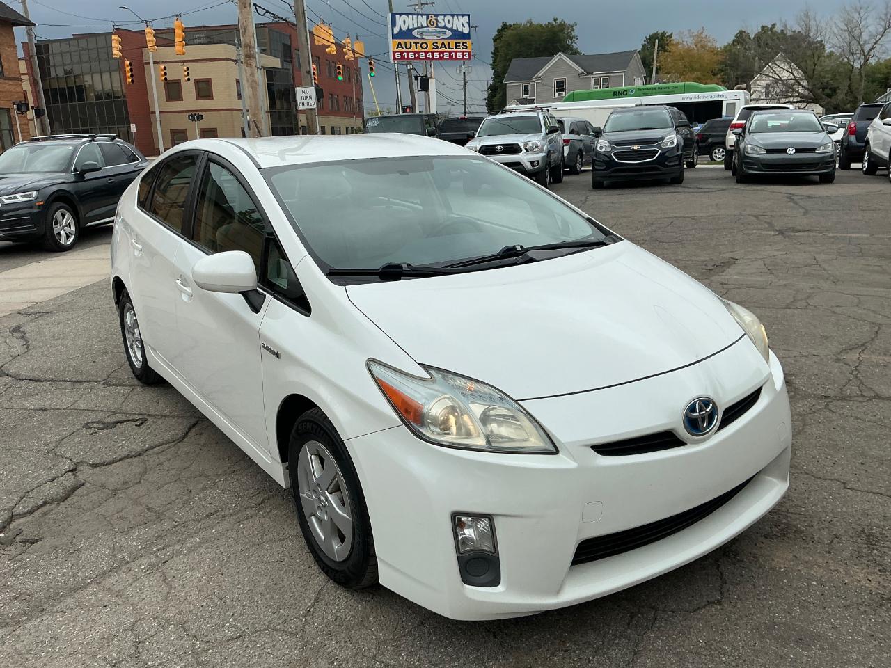 Toyota Prius Prius V 2010