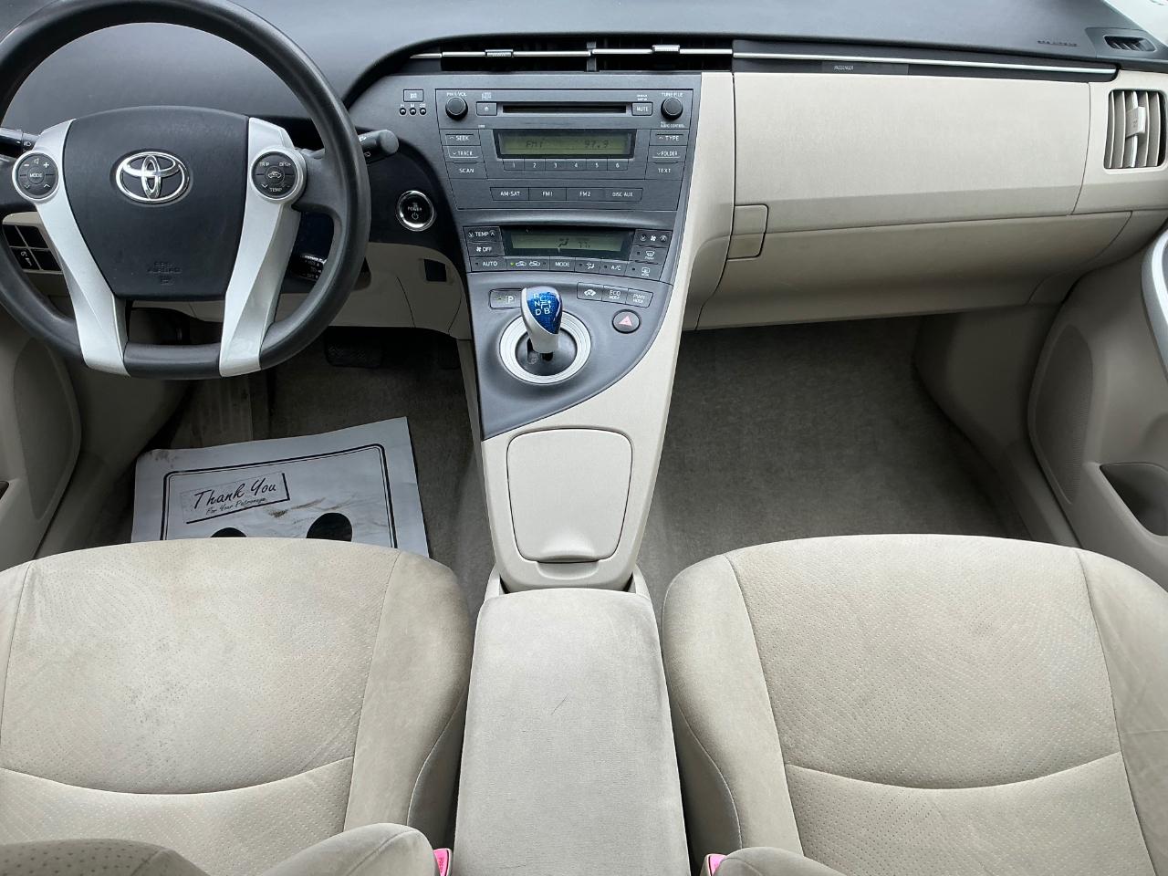 Toyota Prius Prius V 2010