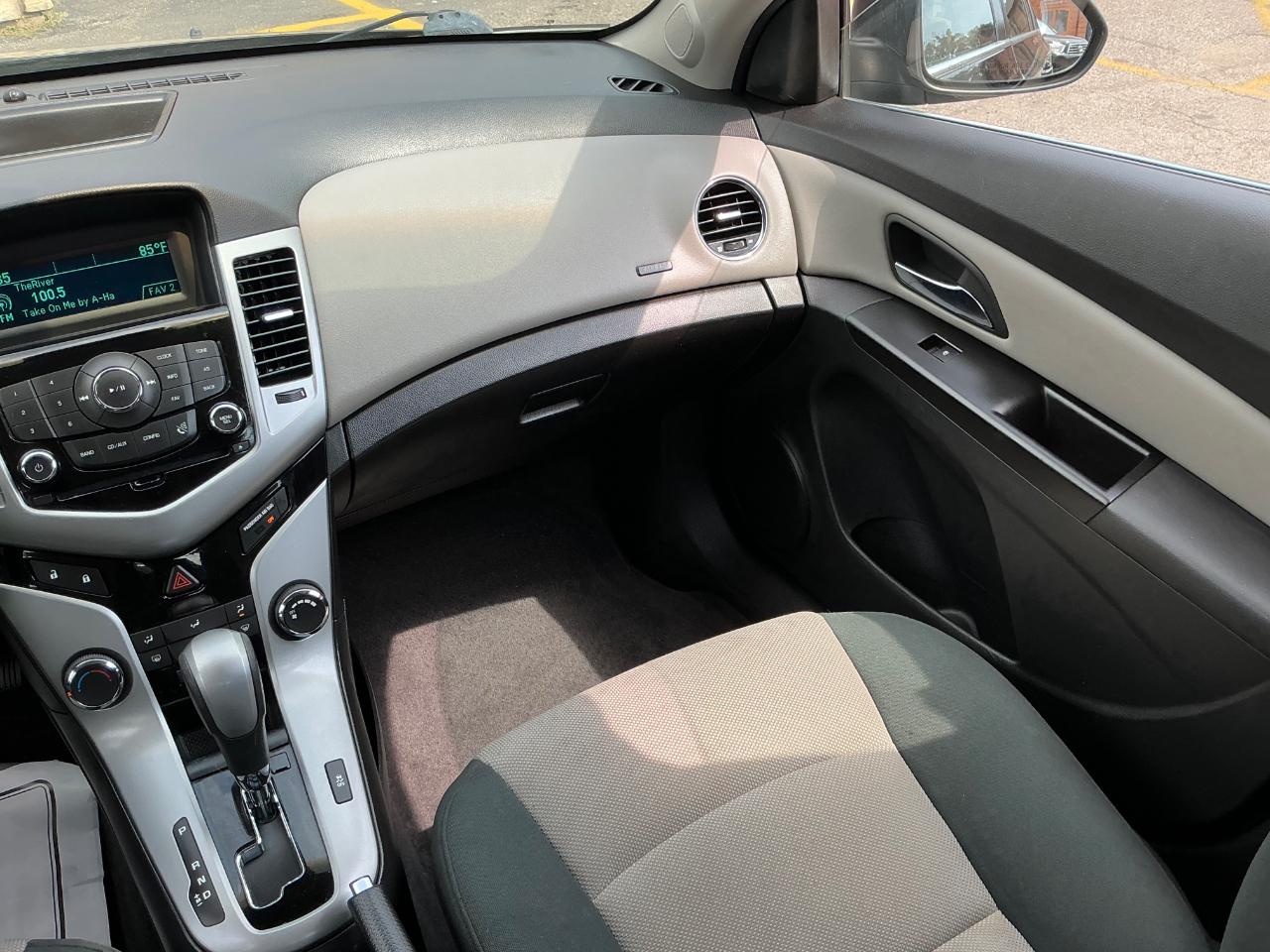 Chevrolet Cruze 2LS 2012