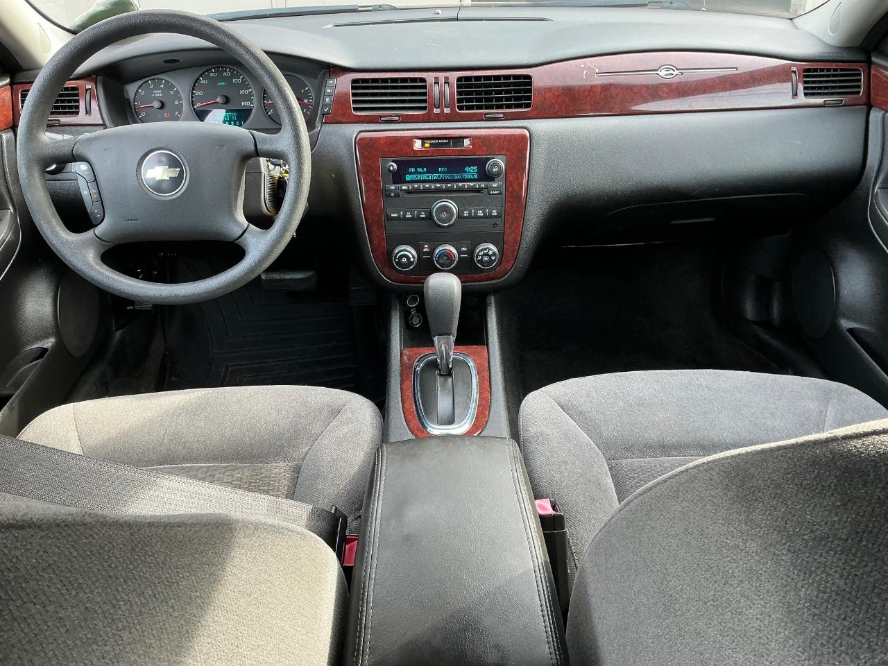 Chevrolet Impala photo 15