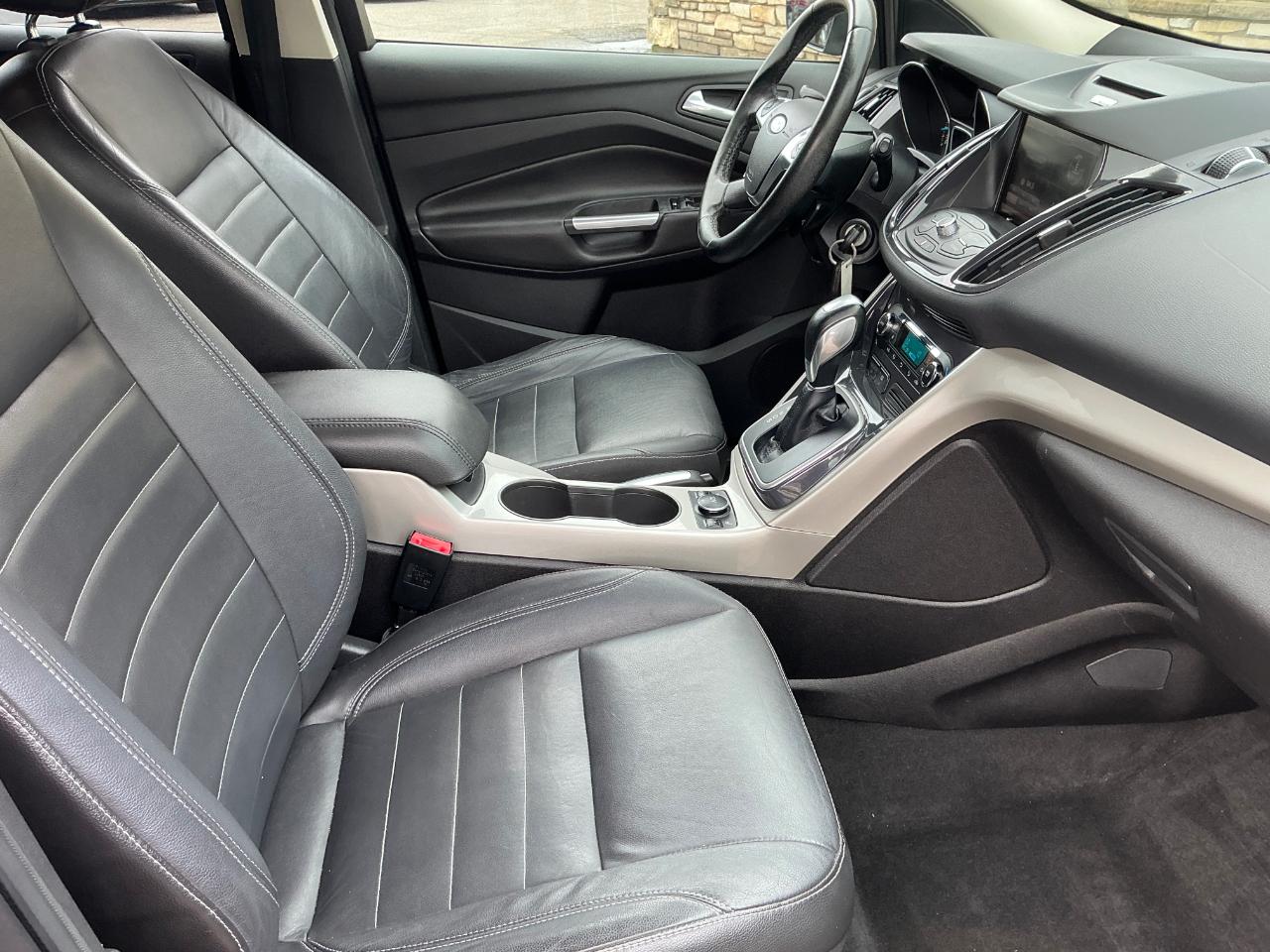 Ford Escape SEL FWD 2013