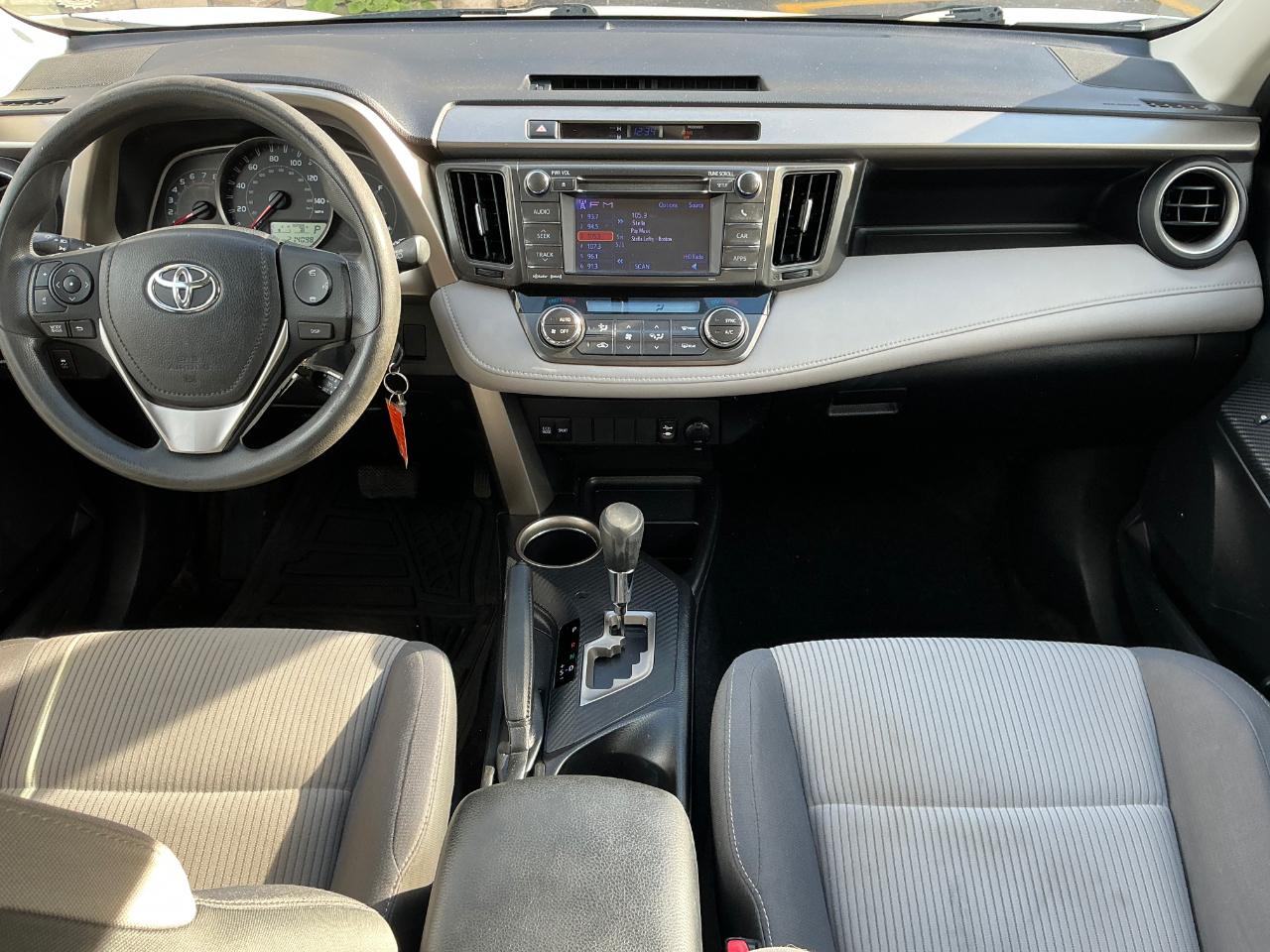 Toyota RAV4 XLE AWD 2013