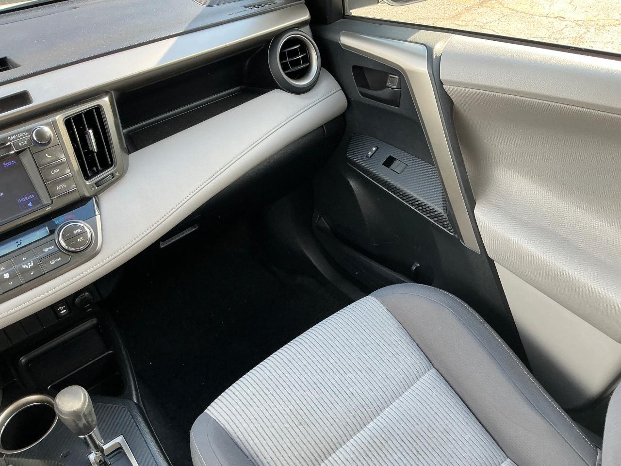 Toyota RAV4 XLE AWD 2013
