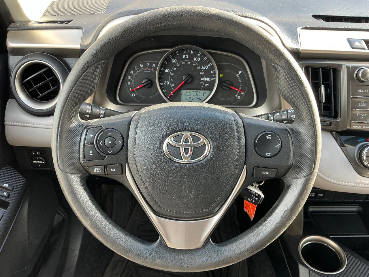 Toyota RAV4 XLE AWD 2013