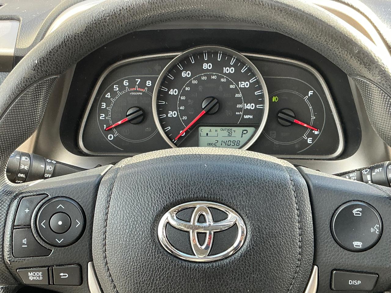 Toyota RAV4 XLE AWD 2013